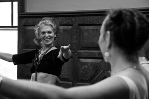 Moving artz belly dancing 1 pictures 010